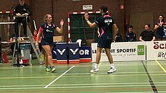 Twitter VELO Badminton