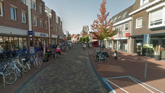 De Hoofdstraat in De Lier - Foto Google Streetview