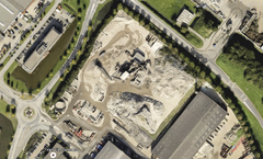 Linksboven het Polenhotel Google Earth 1