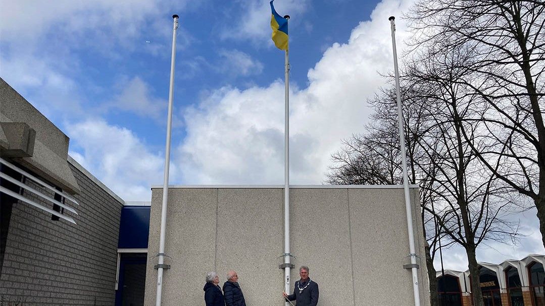 Maassluis hijst Oekraïense vlag voor zusterstad
