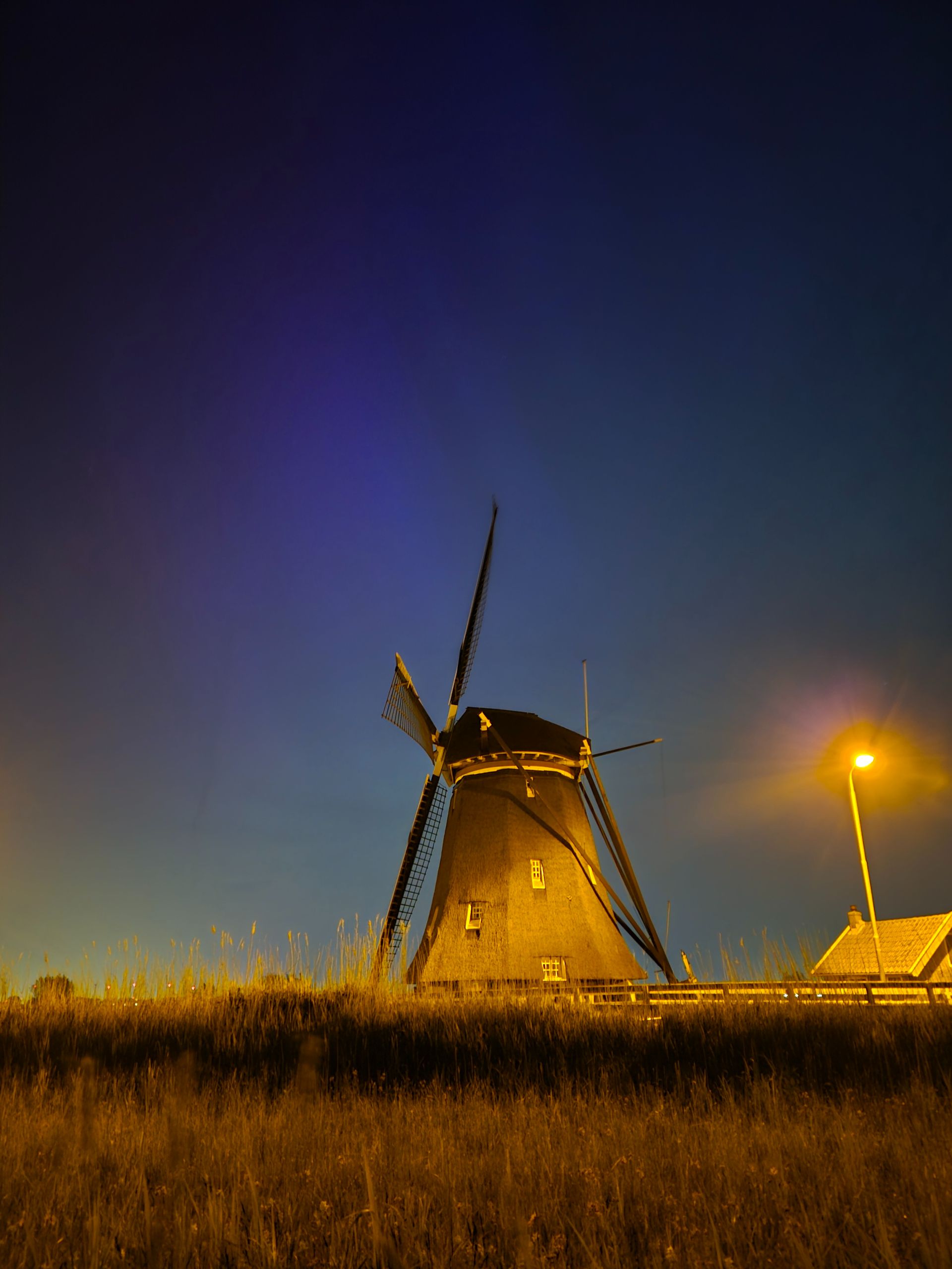 Noorderlicht boven Maasland.