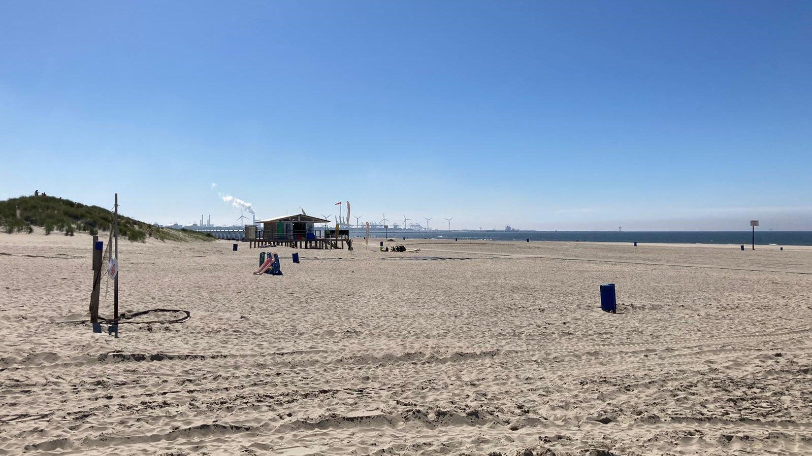 Aanspreekpunt veiligheid op Hoekse strand